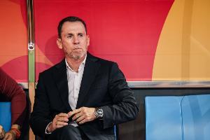 皇冠体育官网-北青：国足今天18点进行首次室外合练 久尔主推的基础阵型为4231